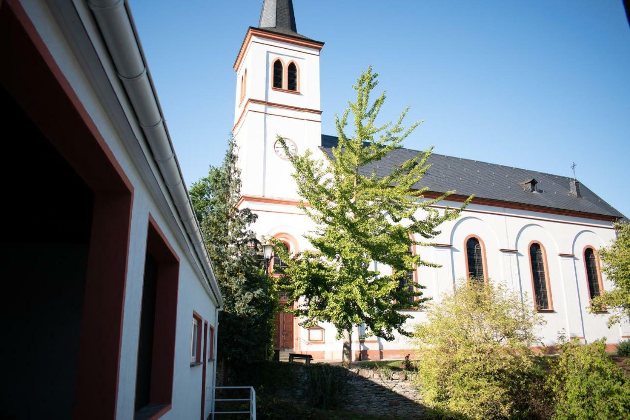 Weingut Johanneshof Minheim Exterior photo